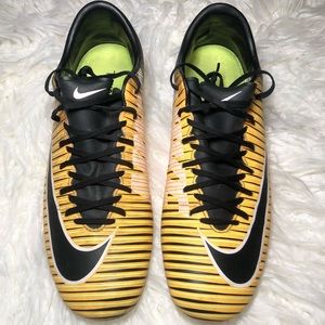 NIKE Mercurial outdoor soccer cleats. Size 10 men. Worn for one season only.
